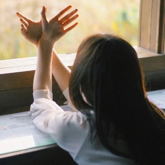 明日方舟：焰烬曙明国语