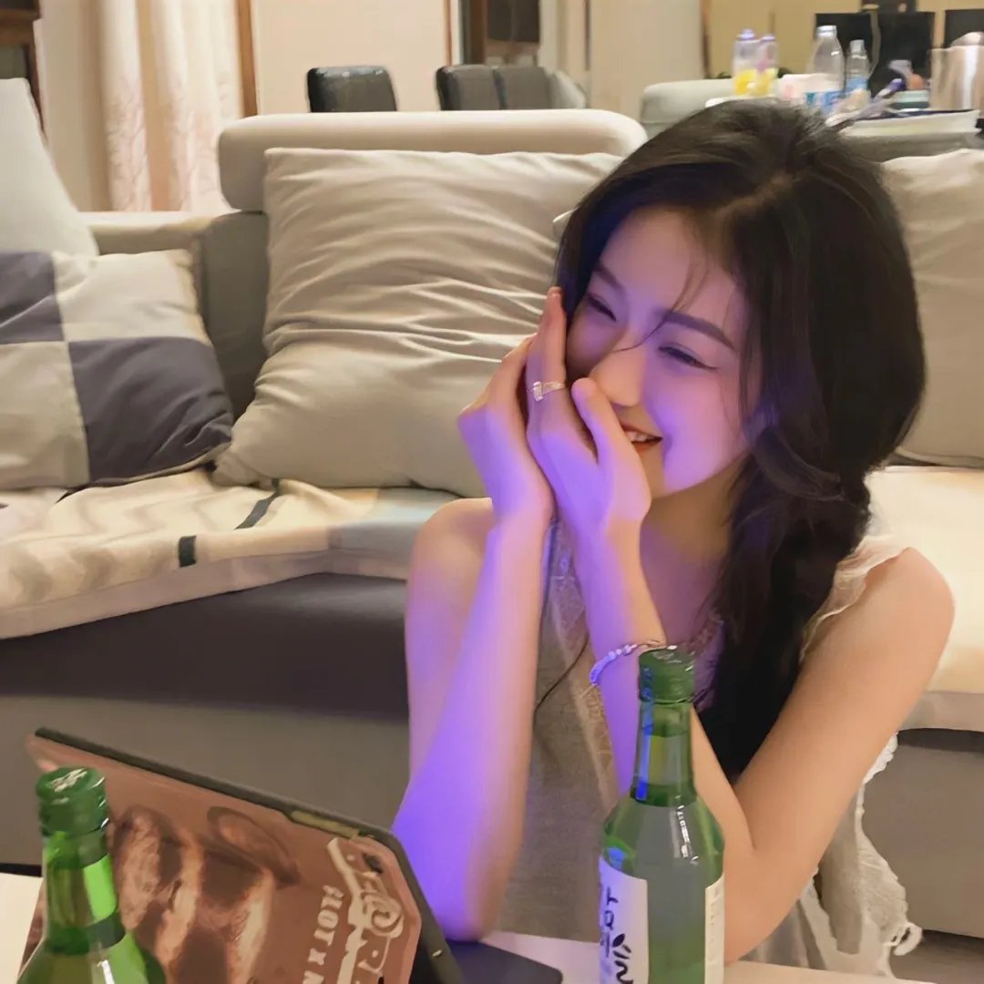 再婚后三年抱俩冷面前夫来迟了